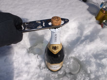 Load image into Gallery viewer, BottleTender - Professional Bottle Opener - Bartender&#39;s Multi-Tool - Pic 14 - Champagne Opener